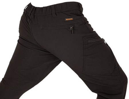 0249130060_FOBOS_Trousers_black_logo_BNN_8