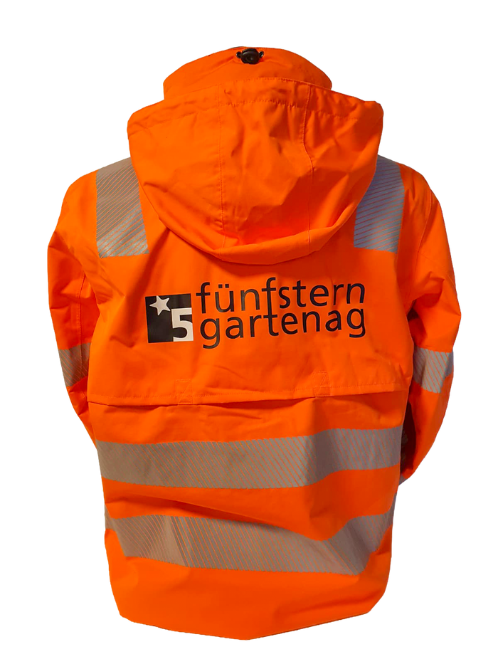 Veredelte Arbeitskleidung mit Firmenlogo – Referenz Wicki Forst AG