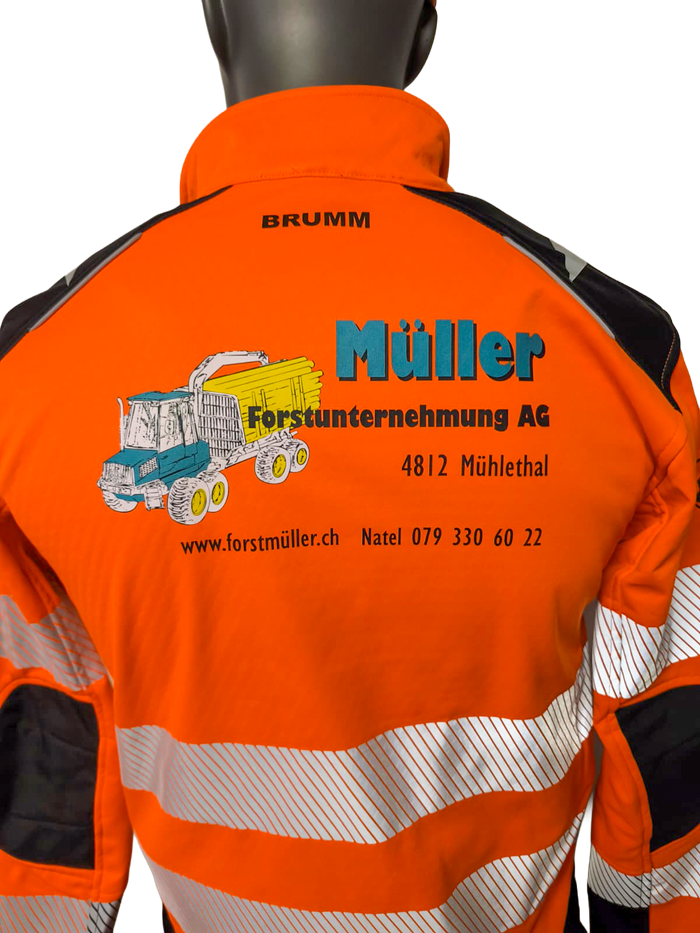 Veredelte Arbeitskleidung mit Firmenlogo – Referenz Wicki Forst AG