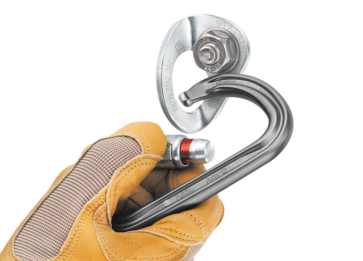 p36bs-coeur-bolt-stainless-focus-1_lowres